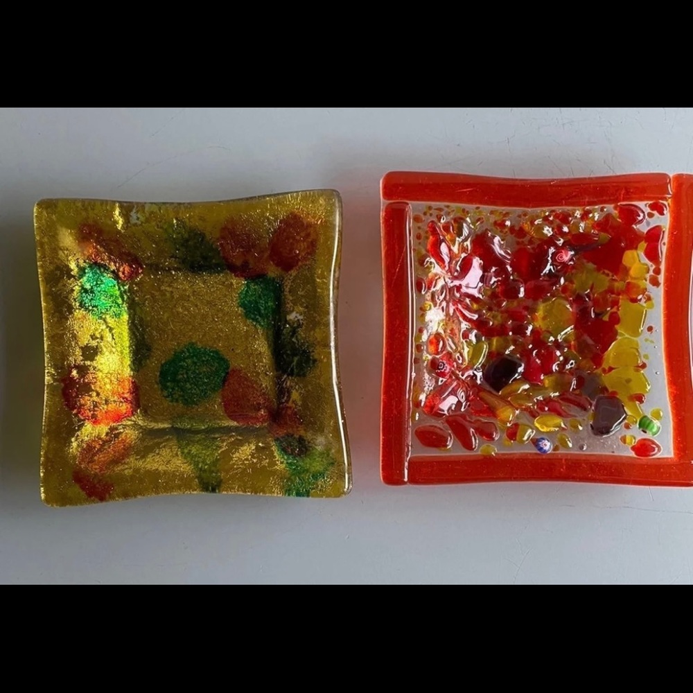 NWOT Murano Italy Fused Glass Trinket Dishes-Set of 2
